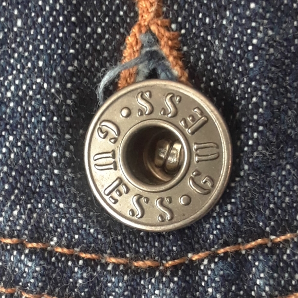 TAKE 1/2 OFF VINTAGE AUTHENTIC GUESS DENIM JACKET - Picture 12 of 16